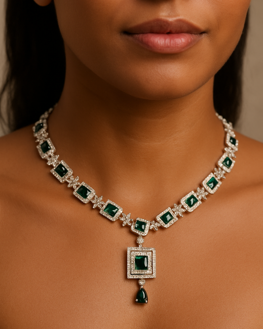 Avira: Emerald Square-Cut Silver-Plated Set