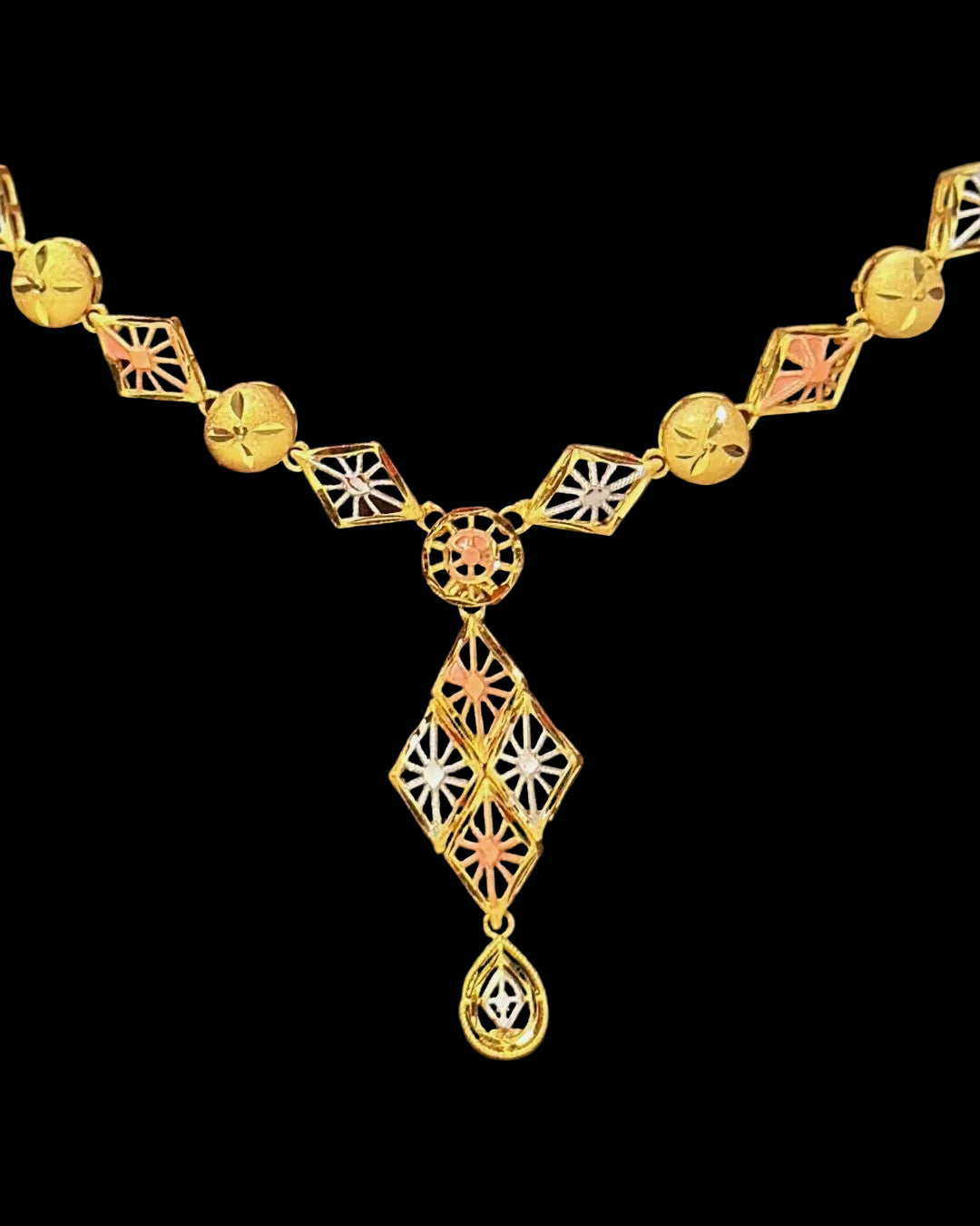 Gold Tone Two-Tone Filigree Diamond Necklace 'Varam' – With Love, Bashi
