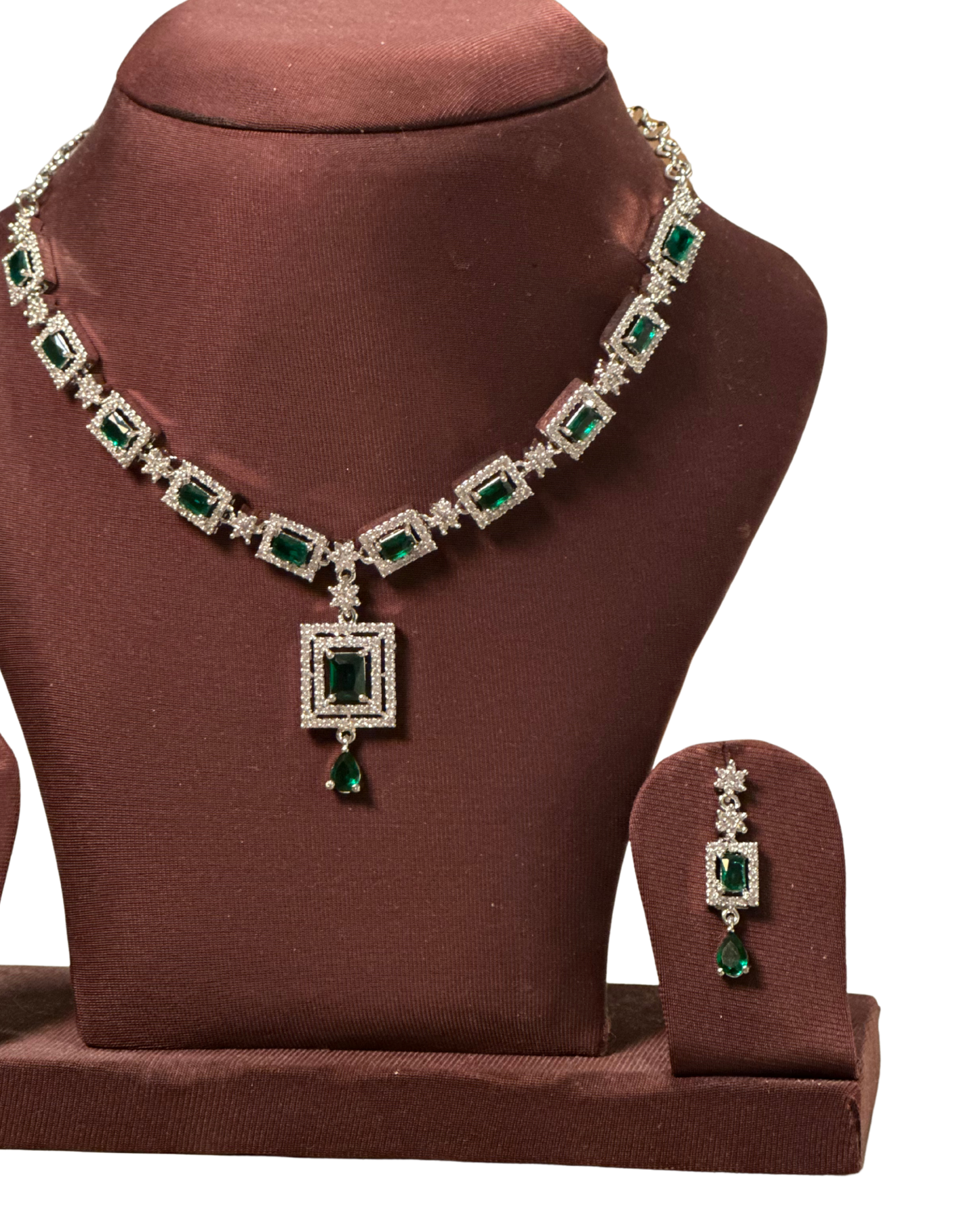 Avira: Emerald Square-Cut Silver-Plated Set