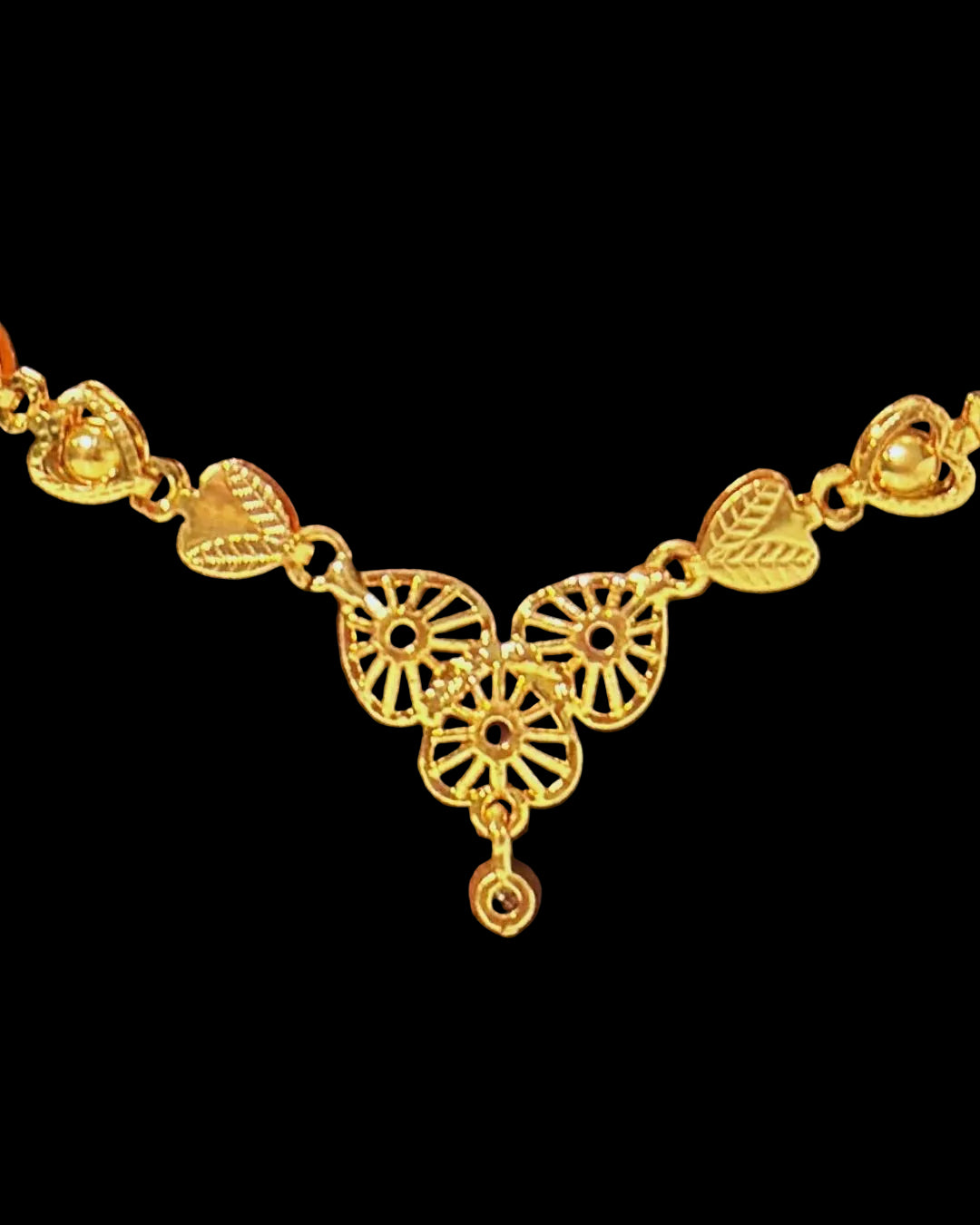 Gold Tone Filigree Heart Chain Necklace 'Anbu' – With Love, Bashi