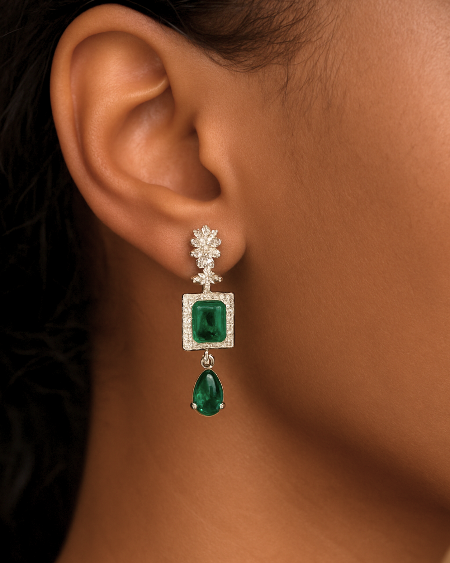 Avira: Emerald Square-Cut Silver-Plated Set